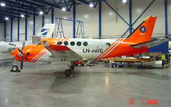 LN-AWB