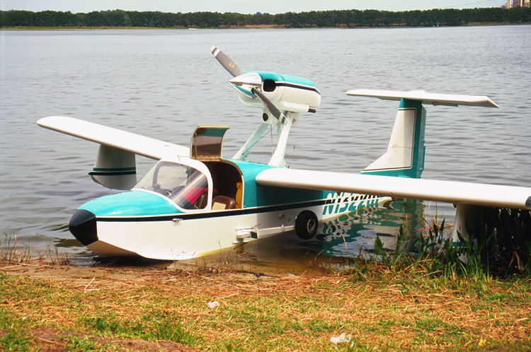 N1322W Teal Photo: Stuart A. Hanley