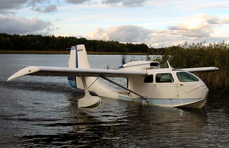 N6055K (Photo: Len-Erik Aaslund 03 October 2002)